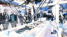 120 trays per minute - it works with Lenze