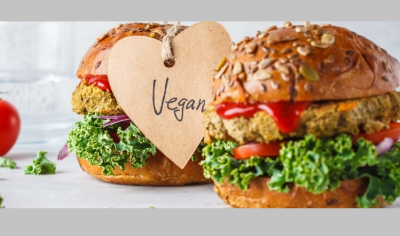 Plant-based burgers can maintain their juiciness through cooking with PrimeLock+